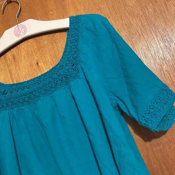 •SONOMA•TURQUOISE SQUARE CROCHET LIGHTWEIGHT FLOWY BODICE BLOUSE SIZE MEDIUM - Picture 5 of 8